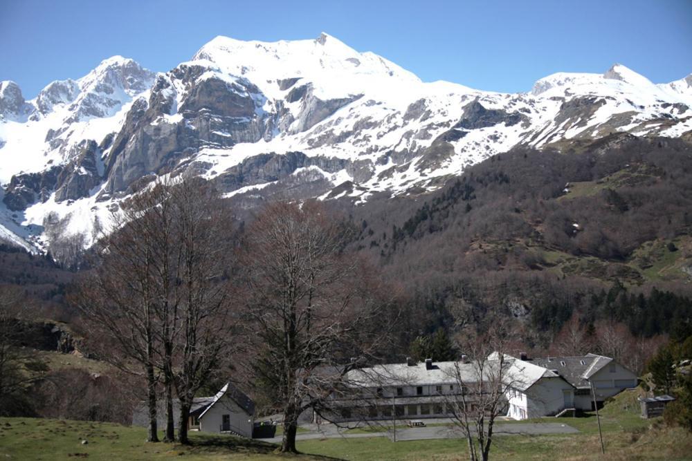 Ostello Peyranère Urdos Esterno foto