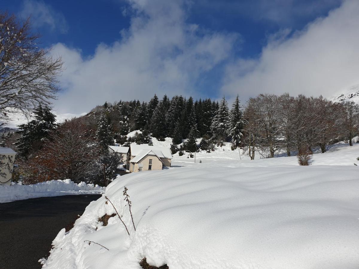 Ostello Peyranère Urdos Esterno foto