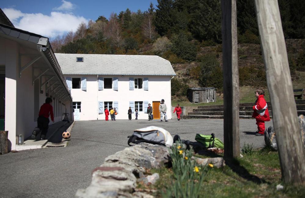 Ostello Peyranère Urdos Esterno foto